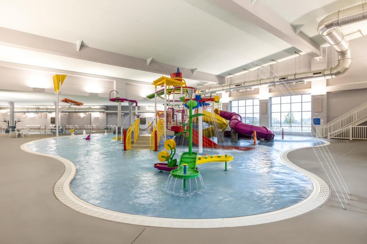Hotel Crowne Plaza - Kearney By Ihg Extérieur photo